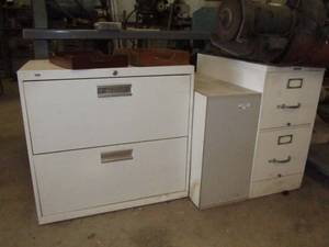 lot 225 image: Steelcase file cabinets as shown