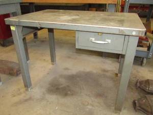 lot 221 image: Metal utility desk with single drawer