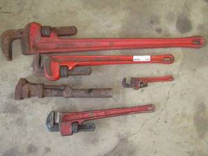 lot 179 image: Ridgid pipe wrenches large to small sizes