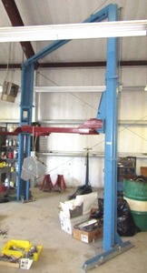 lot 177 image: Western lift model WLG7A automotive lift, 7000 lbs. capacity