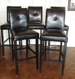 lot 352 image: Vinyl seat bar stool set of 6