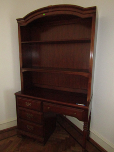 lot 389 image: Antique Dixie hutch desk