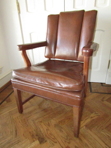 lot 392 image: Vintage mid century U.S. Koylon vinyl and wood occasional chair