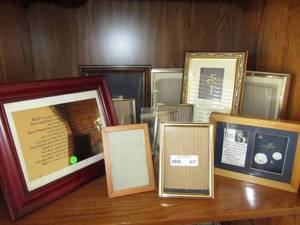 lot 417 image: Assorted framed motivational statements and other picture frames