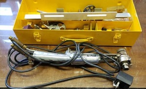 lot 20 image: Koike Sanso Kogyo Co Handy Auto Kit Model K-1 Gas Cutting Torch W Cutting Guide & Accessories