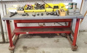 lot 39 image: Industrial Shop Table w Rolling Casters