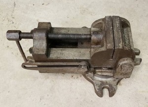 lot 54 image: Vintage Palmgren Tilting Drill Press Vise