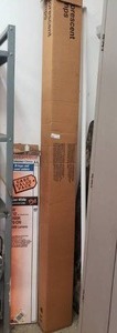 lot 128 image: Sylvania 4ft and 8ft fluorescent light tubes