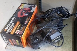 lot 143 image: Black & Decker belt sander sanders plus Sears Craftsman planer (Bid is times the quantity of 3)