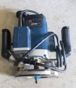 lot 149 image: Ryobi RE-600 3hp heavy duty router