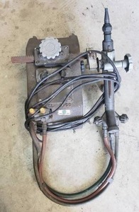 lot 152 image: Indiana Oxygen Co. model 3000 oxy acetylene welder