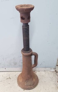 lot 161 image: Vintage railroad jack