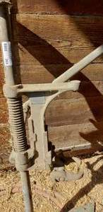 lot 265 image: Vintage Black & Decker No. 40 Bench Drill Stand