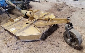 lot 281 image: King Kutter 4 Lift Cutter  Brush Hog.  Model L-48-40-P-Y. SEE DESCRIPTION FOR IMPORTANT PICK UP INFORMATION REGARDING THIS ITEM