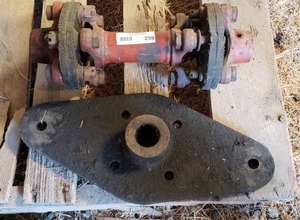 lot 298 image: Tractor drive line connector and steel spacer plate