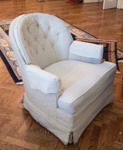 lot 451 image: Woodmark originals button tufted occasional chair