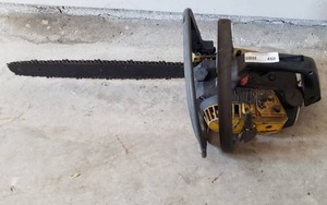 lot 468 image: McCulloch wildcat chain saw