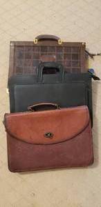 lot 440 image: Genuine snake skin briefcase and leather briefcase