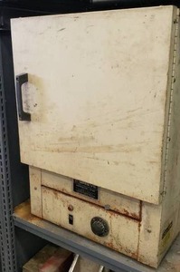 lot 52 image: Grieve Laboratory Oven, Model LR-271C