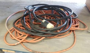 lot 114 image: 240 electric cord and extension cord