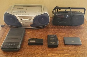 lot 453 image: Panasonic CD player, Sharp 128KB personal assistant and more as shown.
