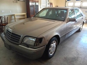lot 5 image: 1995 Mercedes Benz S500 Sedan V8 Engine, leather interior.  Has Keys & Title.  SEE DESCRIPTION FOR IMPORTANT VEHICLE INFORMATION