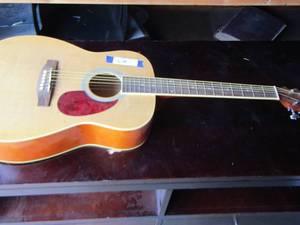 lot 2 image: Very nice Guitar Brand Spectrum Model # A1l-38K Serial # 0008528