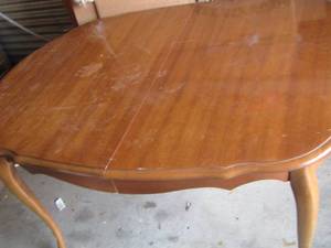 lot 37 image: Oval dining room table chairs not included- 295742