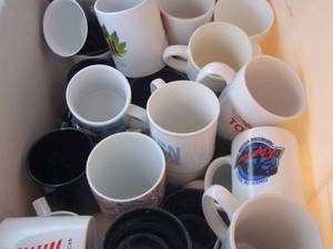 lot 41 image: lot of coffee cups