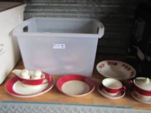 lot 42 image: Dish set Maroon and white no name on dishes