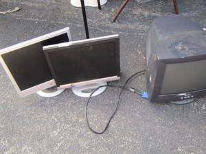 lot 102 image: Dell computer screen - HP screen liquid video TV 14 screen unknown working condition