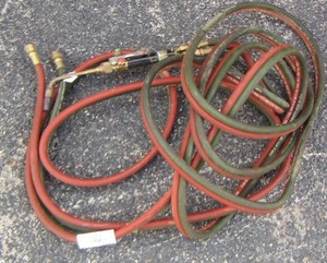 lot 116 image: Welding hoses