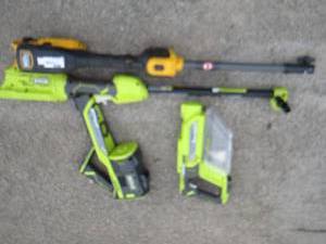 lot 139 image: Ryobi weed eater parts vacuum -- DeWalt weed eater parts