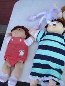 lot 199 image: female vintage cabbage patch doll- male vintage cabbage patch doll