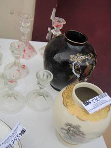 lot 242 image: 2 glass flower vases- clear glass candle stick holders qty 8