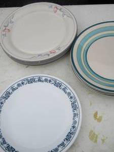 lot 264 image: 2 blue Correll plates- 4 royal Norfolk plates- 5 Lenox China plates