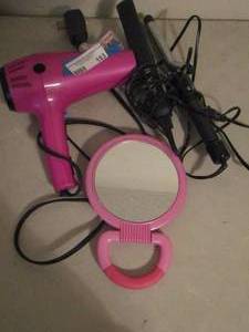 lot 153 image: HAIR DRYER, CURLING  IRONS AND MIRROR