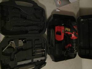 lot 156 image: DRILL WITH VARIOUS DRILL BITS