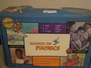 lot 170 image: HOOKED ON PHONICS