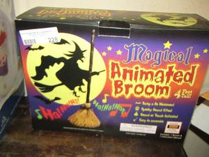 lot 228 image: Magical animated broom 4ft tall new