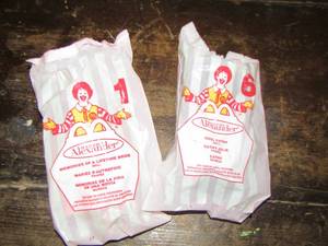 lot 237 image: Alexander happy meal toys qty 2 in original package