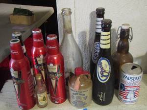 lot 253 image: Vintage beer and soda bottles, Budweiser- Falstaff- Coors