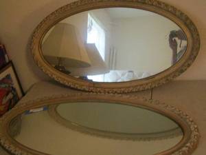 lot 75 image: VINTAGE OVAL WALL MIRRORS  36 X 20  QTY 2