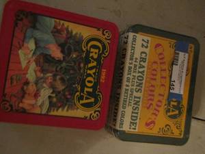 lot 145 image: VINTAGE CRAYOLA METAL  CANS 1 NEW WITH 72 CRAYON INSIDE INCLUDES 8 RETIRED COLOR FROM 1992