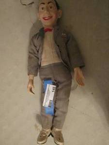 lot 146 image: ORIGINAL PEWEE HERMAN STATUE 17 IN TALL