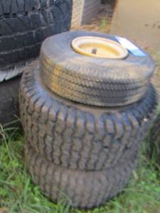 lot 60 image: Riding mower tires