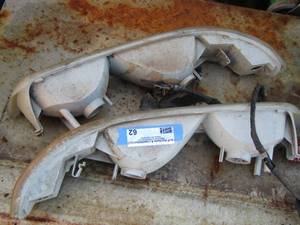 lot 62 image: Chevy light assembly
