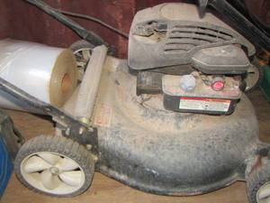 lot 51 image: Bolens 21 push mower