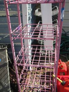 lot 72 image: 4 tier pink metal shelf