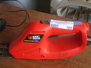 lot 185 image: black and decker cordless grass shear